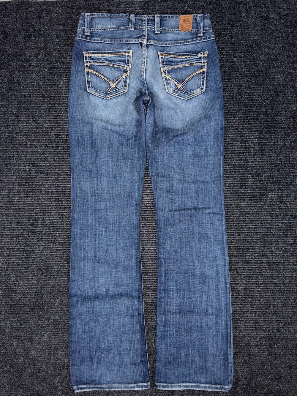 Y2K Buckle BKE Wendi Low Rise Bootcut Jeans Women’s 28x33.5 Embroidered Stretch